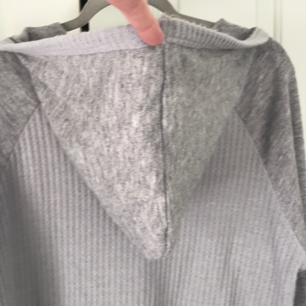 Button down top - Picture 3 of 5